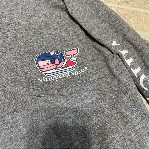 Vineyard Vines XS gray long sleeve - Picture 3 of 5